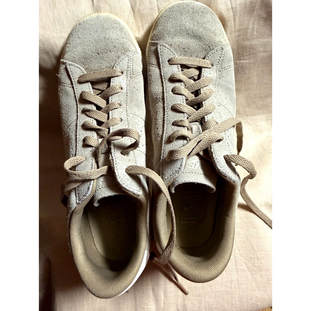 Vintage Nike Tennis Classic CS Suede Gray Size 9